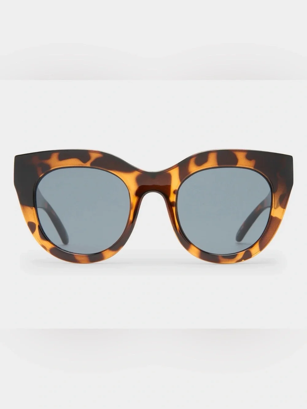 Le Specs Air Heart Tortoiseshell Cat Eye Sunglasses - Women - Excellent conditio